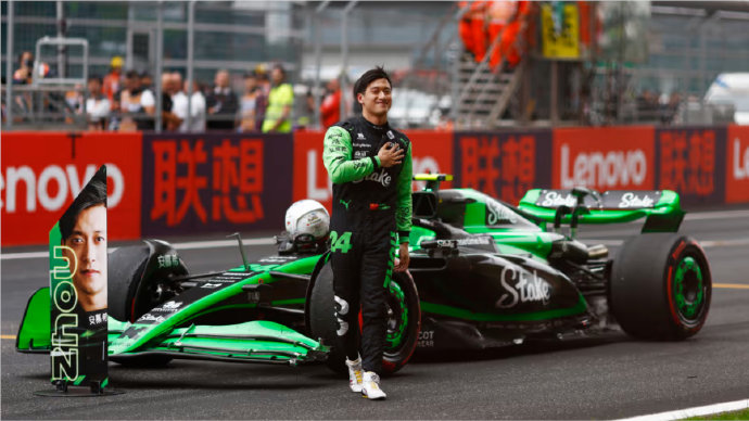 为什么摩托车比赛的换胎时间（约1分钟）比F1赛车要长很多？