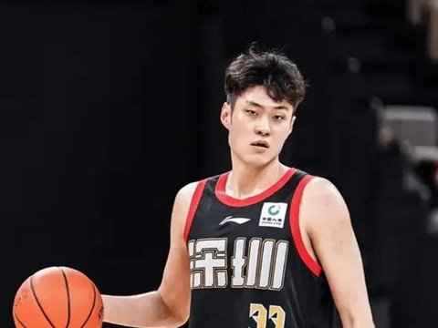仅靠赵嘉仁与双外！王博无脑夹击引崩盘，王浩然轰32分带队取胜！