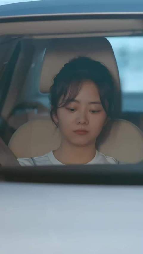 晨晓夫妇是在“开车”吗？