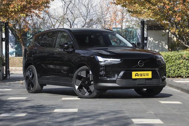 2026款沃尔沃XC70 Ultra实测:家用混动SUV的务实之选_琴格格试说车