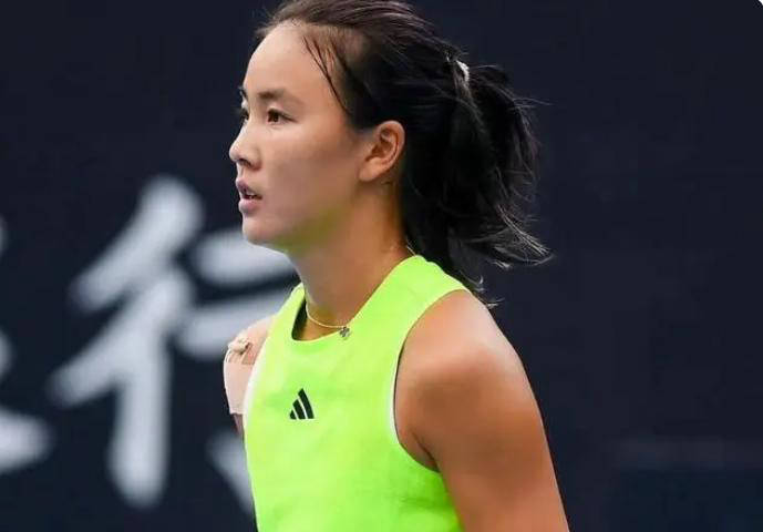 中国金花遭遇双败！王欣瑜意外失利，袁悦8强鏖战惜败：吞蛋逆转无缘半决赛