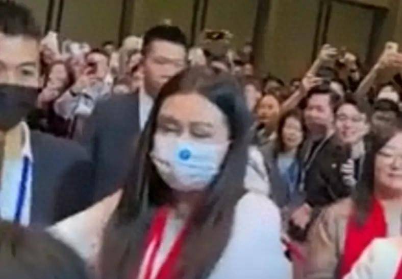 58岁王祖贤罕见亮相国际灸法大会!从“聂小倩”到艾灸馆主理人_文化_明星_门店