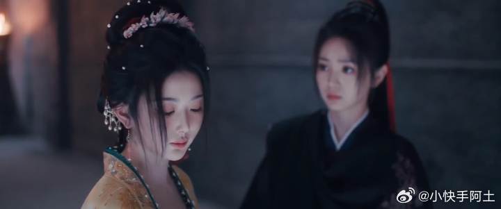 齐旻听到了就闭眼了