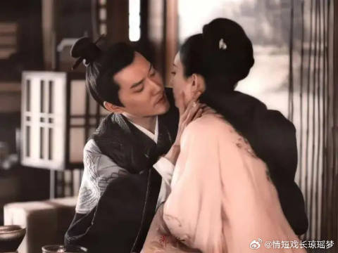 小夫妻婚后日常 性感二叔在线求爱