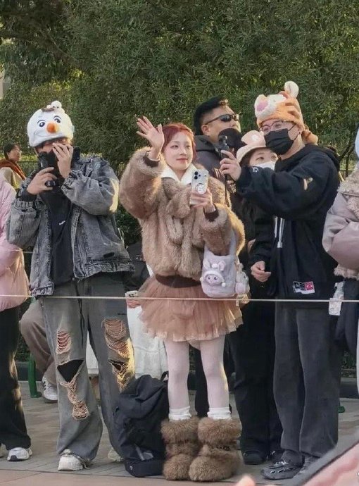 宋雨琦与迪士尼深度绑定，“真人公主”如何炼成？