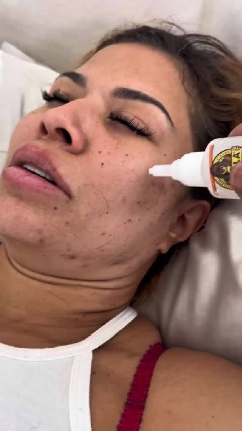 温暖的老婆变成了火爆的霍比特人