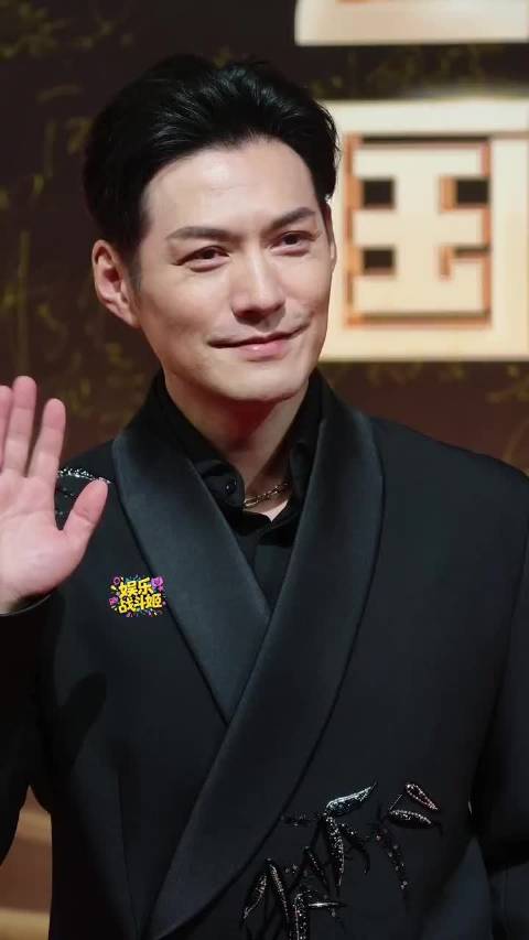 严屹宽杜若溪结婚13年财产全交，分工互补被誉婚姻教科书