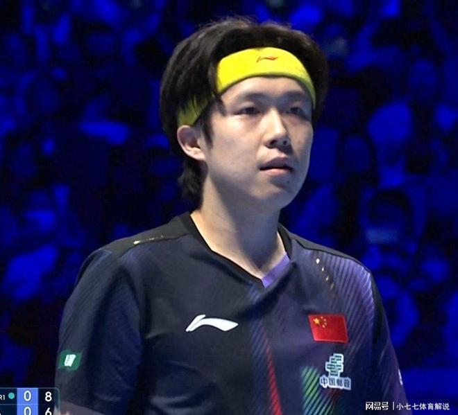 乒乓世界杯：王楚钦4-2艰难晋级8强，国乒独苗守住底线