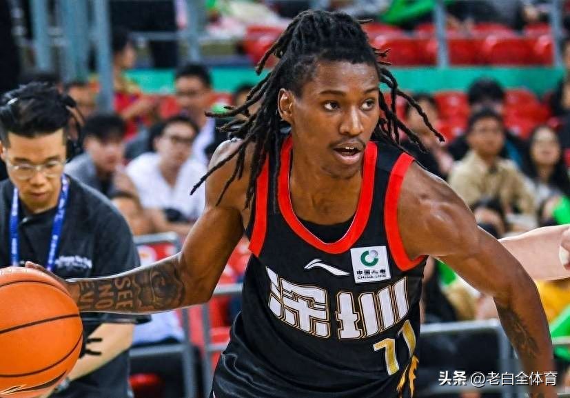 从输30分到赢15分！深圳队“复仇”广厦，终结对手7连胜。