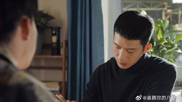 路晨把归晓惹哭了，小男孩得知一做法，路晨听后哭笑不得
