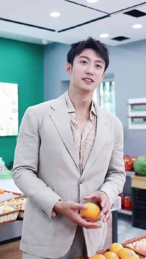 黄景瑜出任启境汽车全球品牌代言人