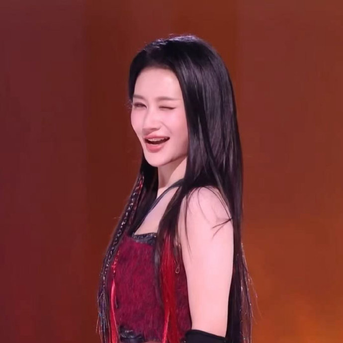 何宣林舞台专属wink告白李兰迪，戏外姐妹情引爆全网热议