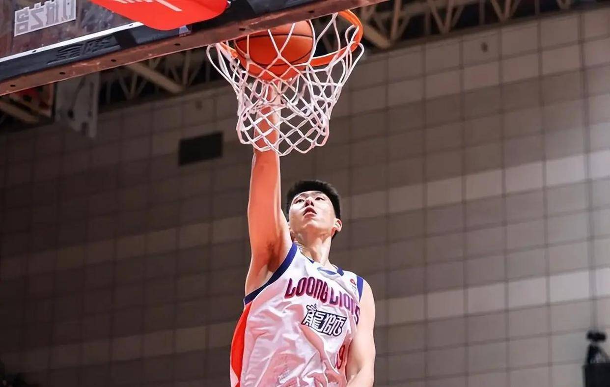 广州输给浙江！徐昕13+2愈战愈勇，陈国豪0分存在感全无