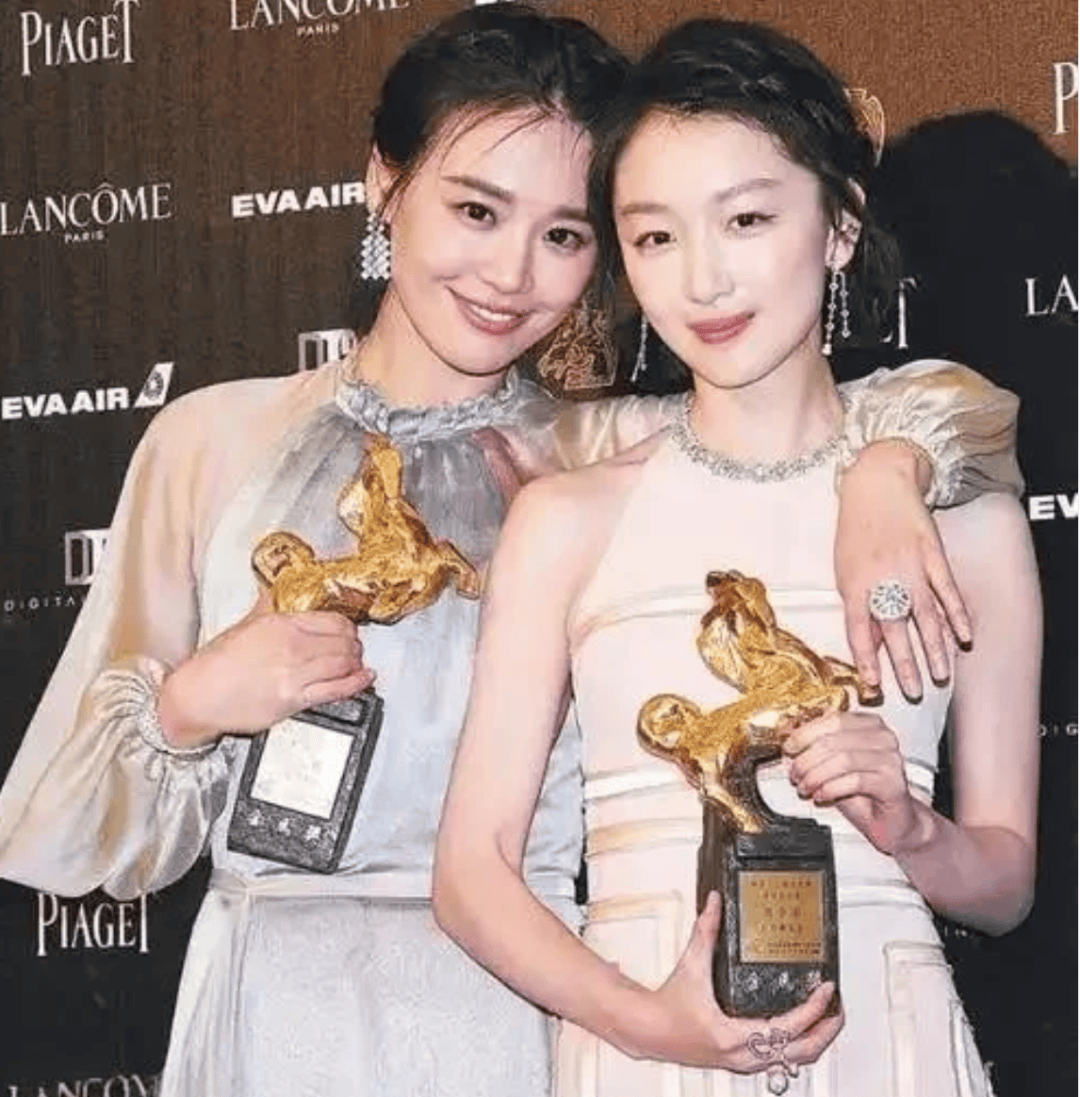 马思纯谈与周冬雨十年友谊：最幸运的是我们还在一起