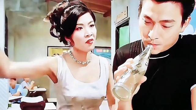 老明星不是不火了，是时代变迁，新人换旧人！