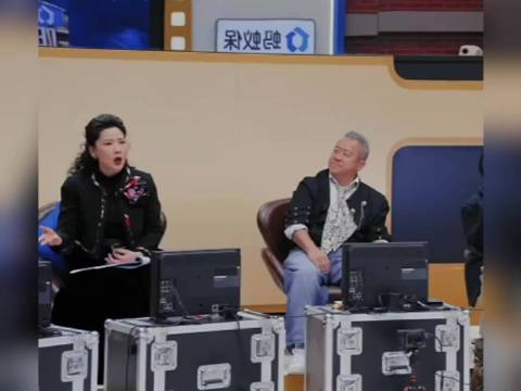 何赛飞直言演员要选择拍正确的内容，吴镇宇认为不能因为理想让很多人失业！