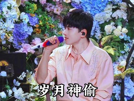 人与人之间一旦产生隔阂，便再也无法复刻往昔的亲密，对吧？