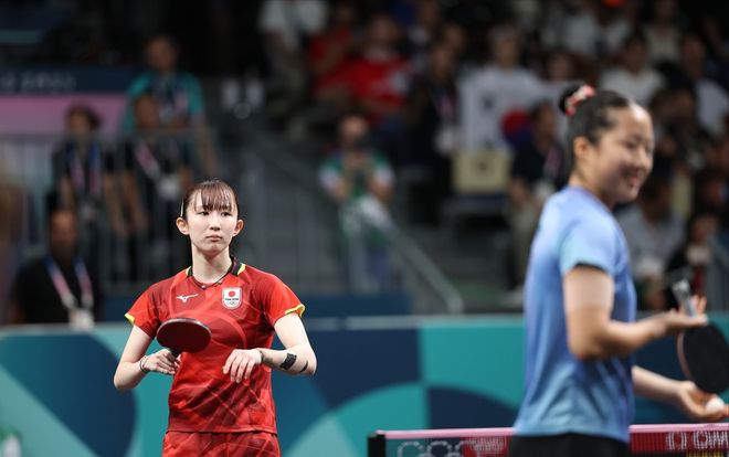 早田希娜状态回归！强忍伤痛4-2拿下申裕斌，夺得奥运会女单铜牌