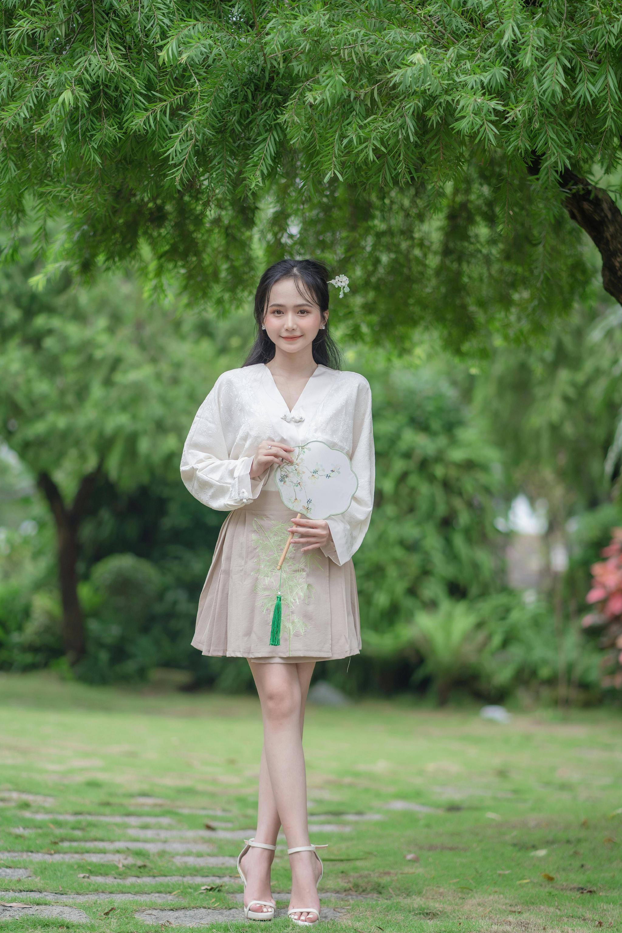 范玮琪希望网友不要被舆论带偏，呼吁大家成为善良的人，参加《乘风2026》挑战自我，庆祝50岁生日_范范_节目_公众