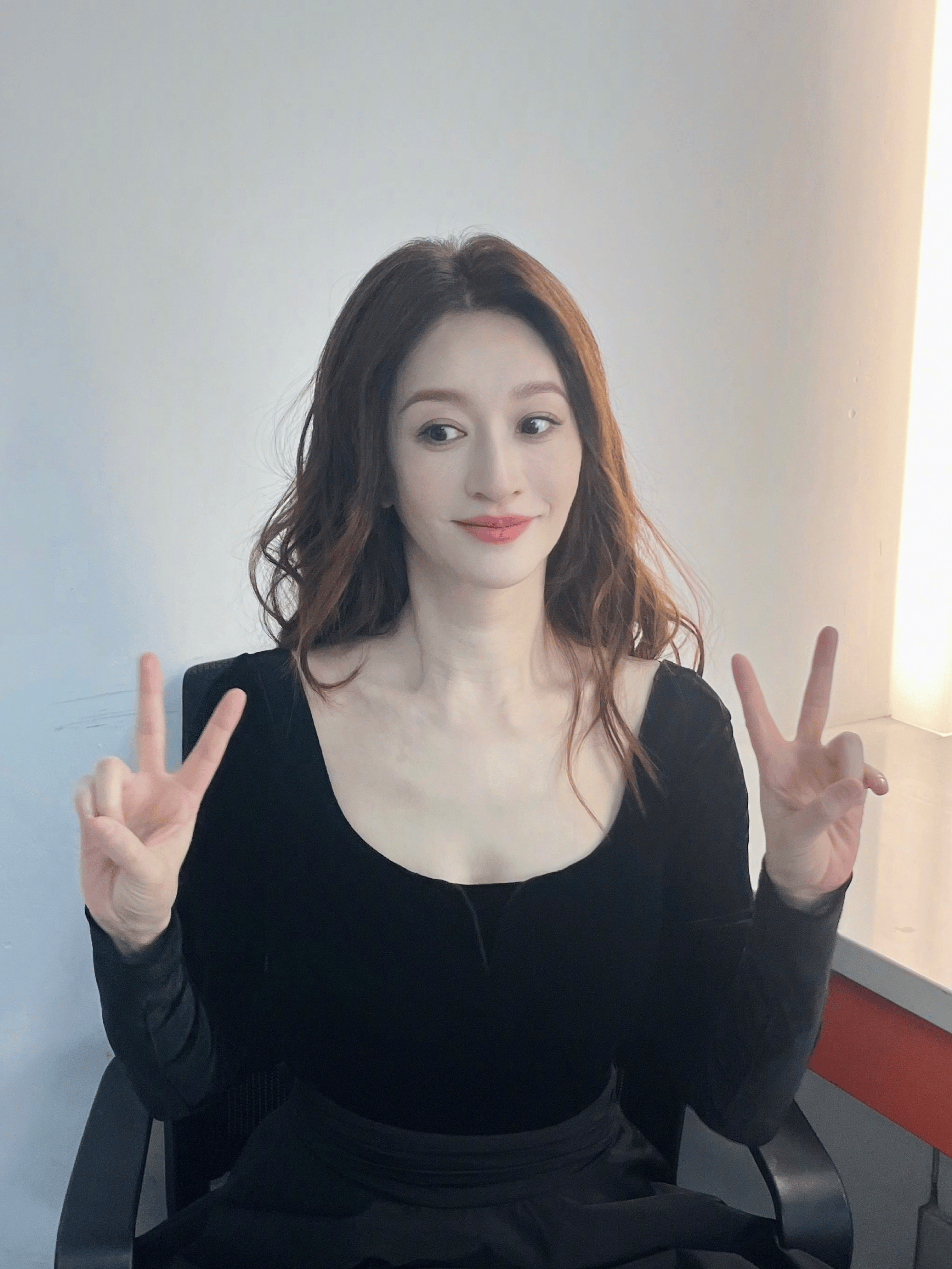 李小冉曾说养生秘籍是放下登顶执念要发现美好靠近美好