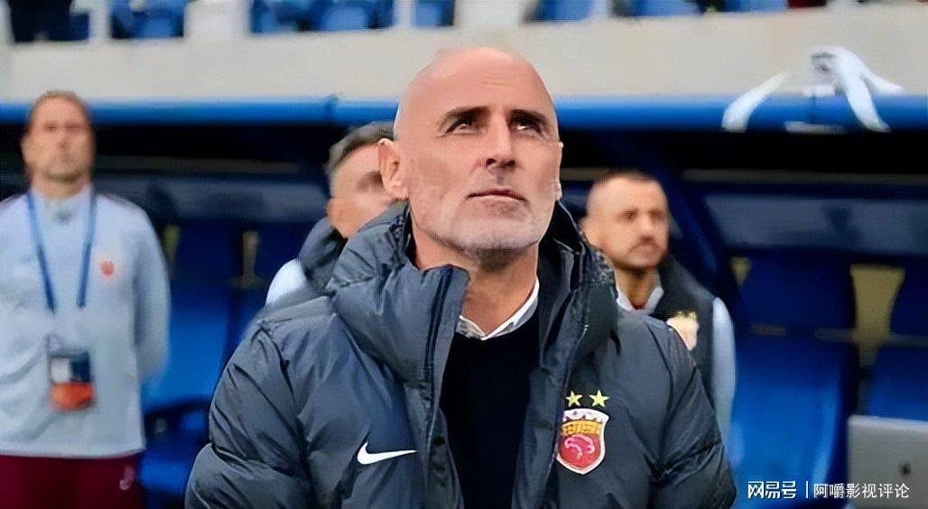 意外！昔日在国青潜力不逊朱辰杰的中卫，本赛季在鲁能一分钟没上