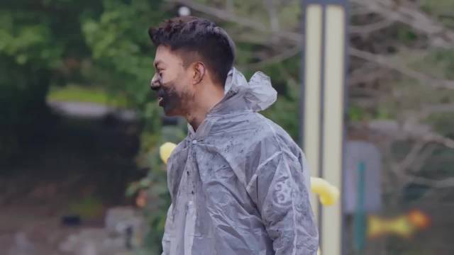 魏大勋展示职场技巧获赞