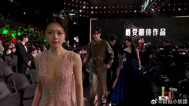 同样00后大女主！刘浩存赵今麦同框，气场一个比一个强