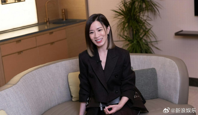 佘诗曼立遗嘱规划身后事，竟想临终坐火箭上太空谢幕