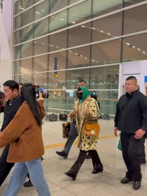 友友说狙击手来了都打不中他