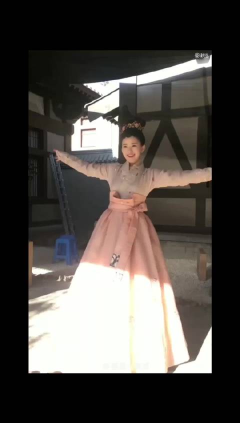 像个陀螺