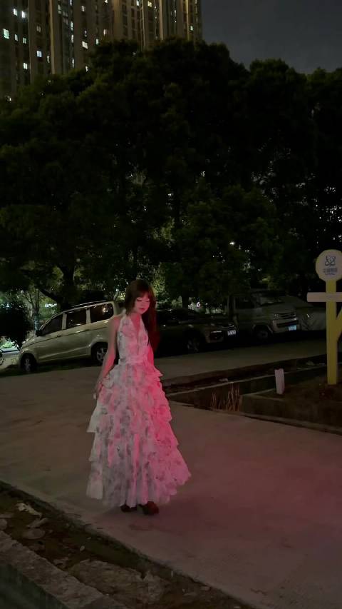 爱酥妻还是爱Su7