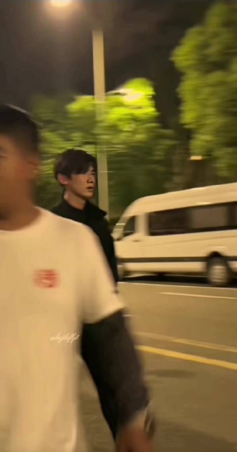 白敬亭难哄