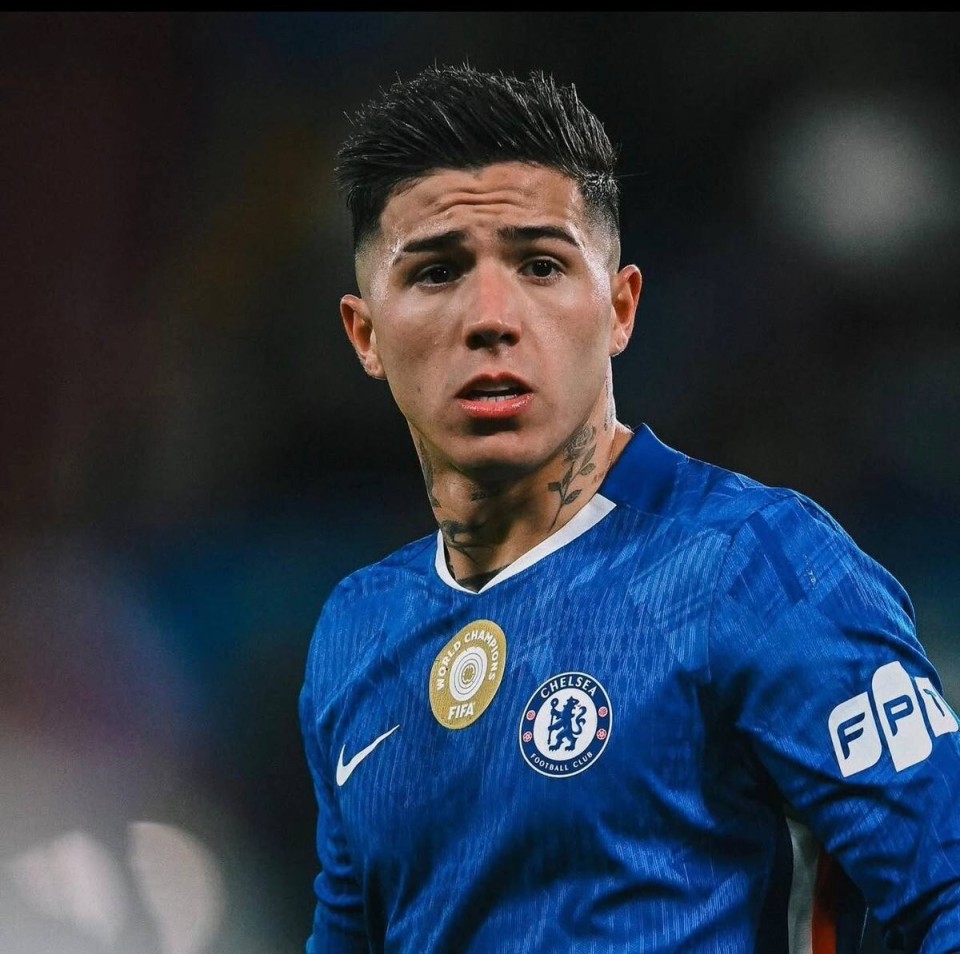 博主：部分切尔西球员希望俱乐部更改决定以让恩佐出战曼城