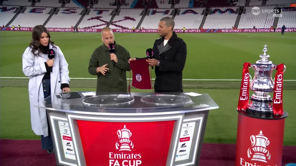 球迷谈足总杯半决赛抽签：被操纵了，就想让蓝军曼城会师决赛