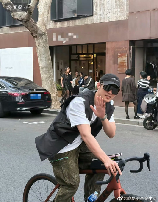 黄景瑜被偶遇时所骑的专业砾石自行车有什么来头？