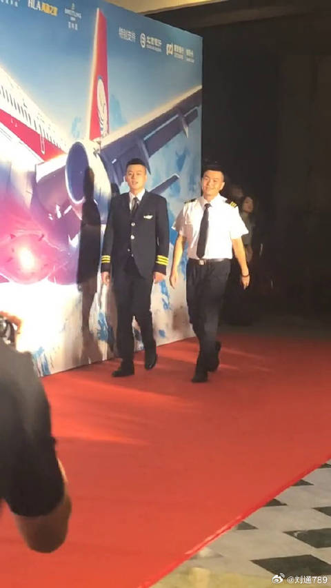 欧豪 和他的双胞胎兄弟欧耶！