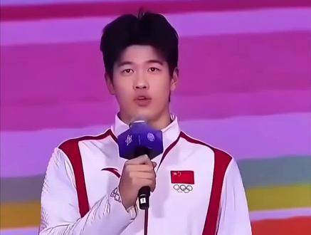 十岁立誓超越世界冠军，潘展乐如今实现誓言