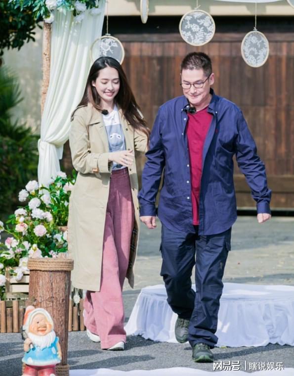 郭碧婷爸爸发文自曝患肺癌!抽烟50年正积极治疗,再活几年没问题