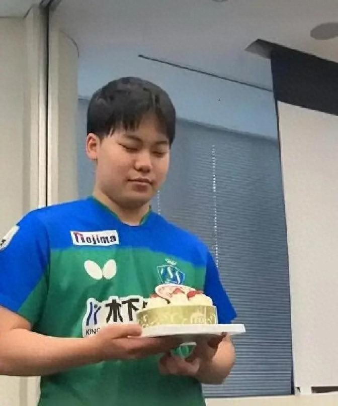 松岛辉空有多可怕？儿时与马龙、张怡宁合影，如今变国乒最强劲敌