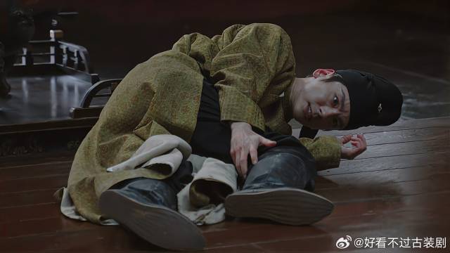 刘畅一身傲骨，大王为了锉他锐气，竟让人打断他的腿！