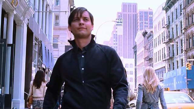 这些镜头告诉你，托比版蜘蛛侠为什么最穷也是最真实的