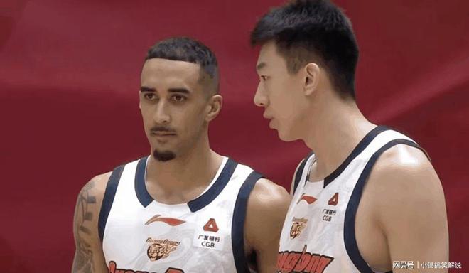 广东男篮对阵青岛男篮！球员评分：3人满分、2人不合格