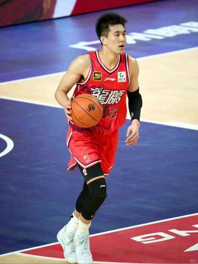 郭艾伦及工作室辟谣“遭遇诈骗”，目前正专注于伤病康复