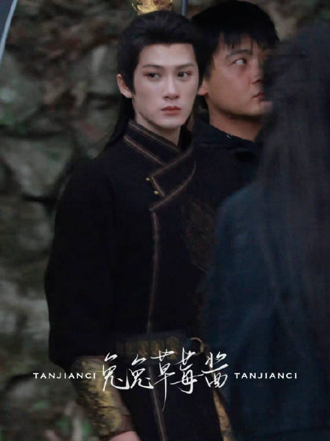 又帅又飒的谢却山谁看了不感叹为什么不能明天就播呢