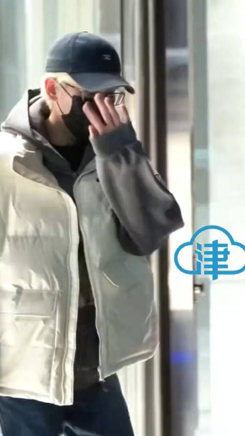 胡先煦抵青岛进组十日终焉，饰陈俊南2027年初上线