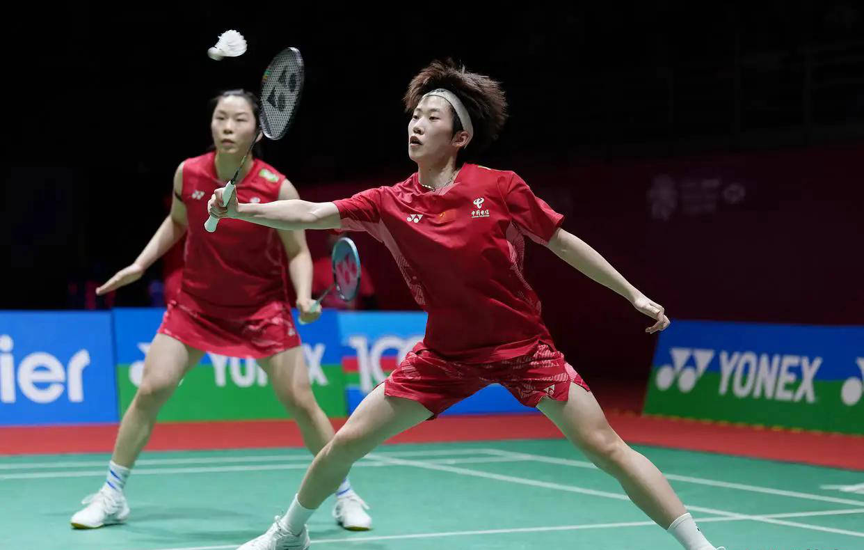 火力全开！凡贤组合2-0横扫韩国对手，强势晋级亚锦赛16强