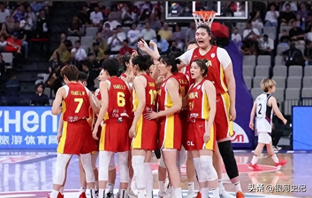 无缘集训，女篮离队3人锁定，杨舒予留洋澳洲，李月汝韩旭美国