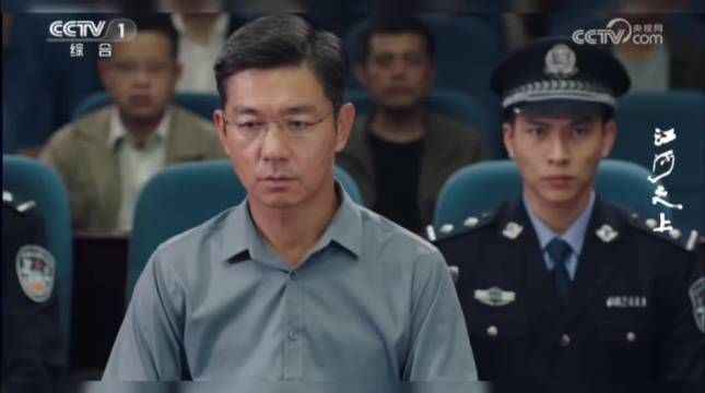 邢佳栋原来是这位，演过士兵突击啊