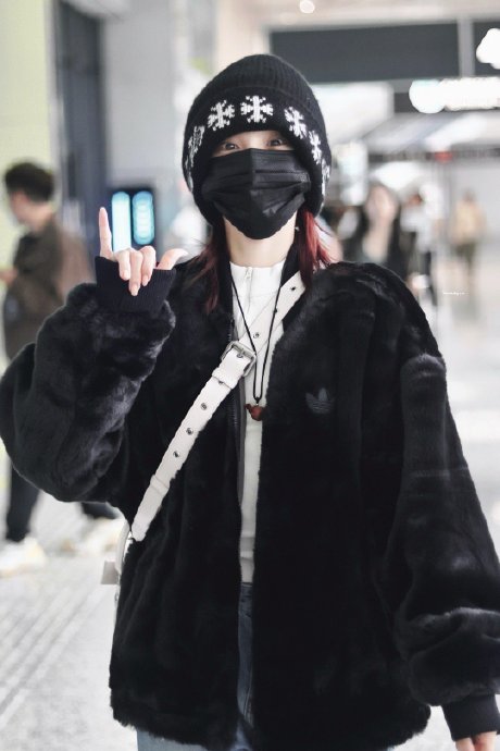 宋雨琦伤愈后的首次公开亮相状态如何？
