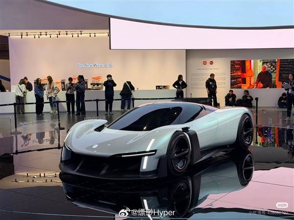 小米首款超跑概念车！小米VisionGT真车实拍展示来了